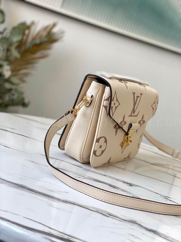 Louis Vuitton Handbags 24